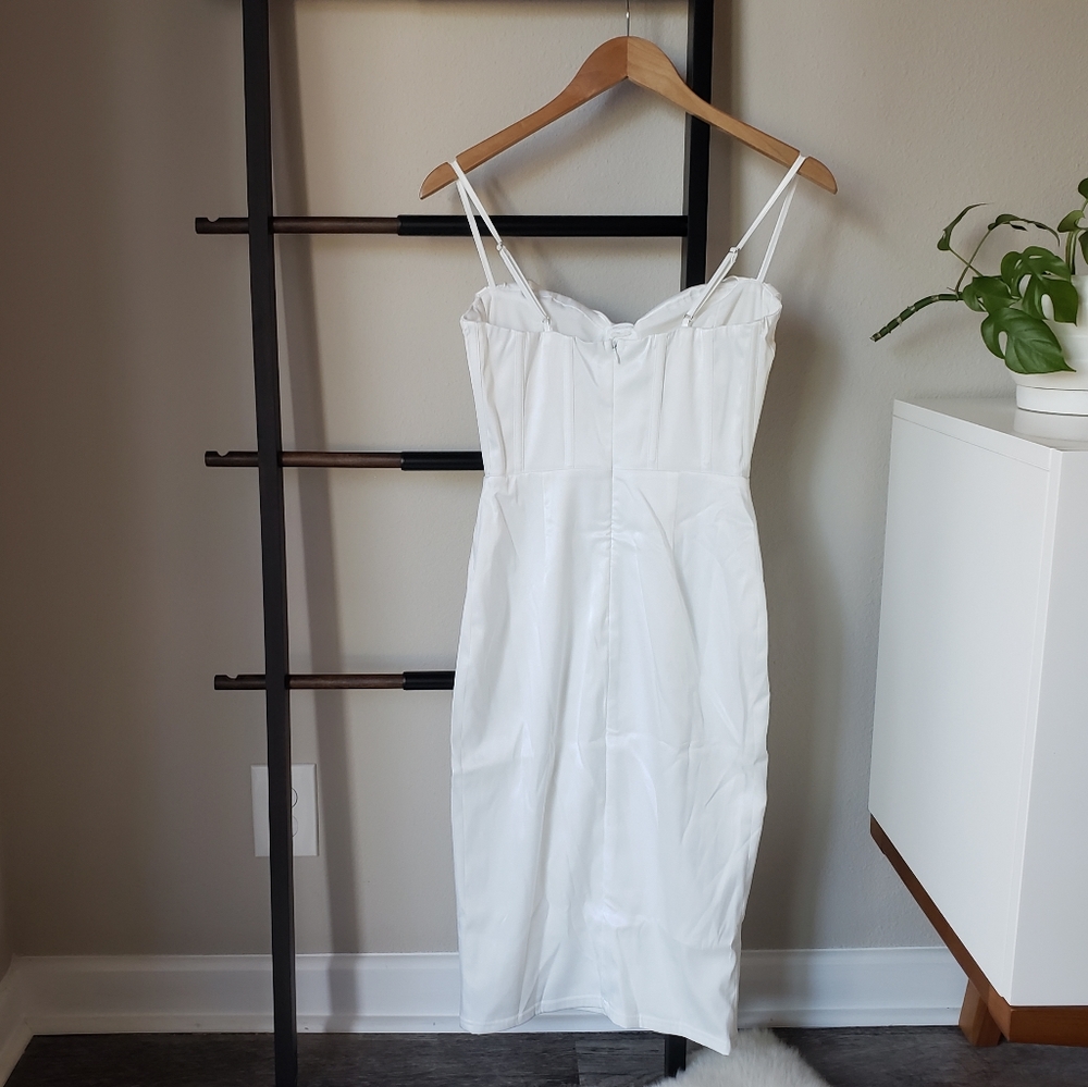 Glossy White Satin Draped Neck Corset Dress - Picture 4 of 10